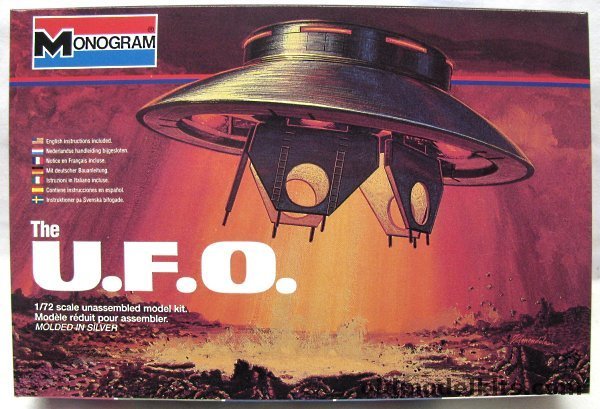 Monogram 1/72 The UFO from 'The Invaders' TV Series (ex-Aurora), 6012 plastic model kit